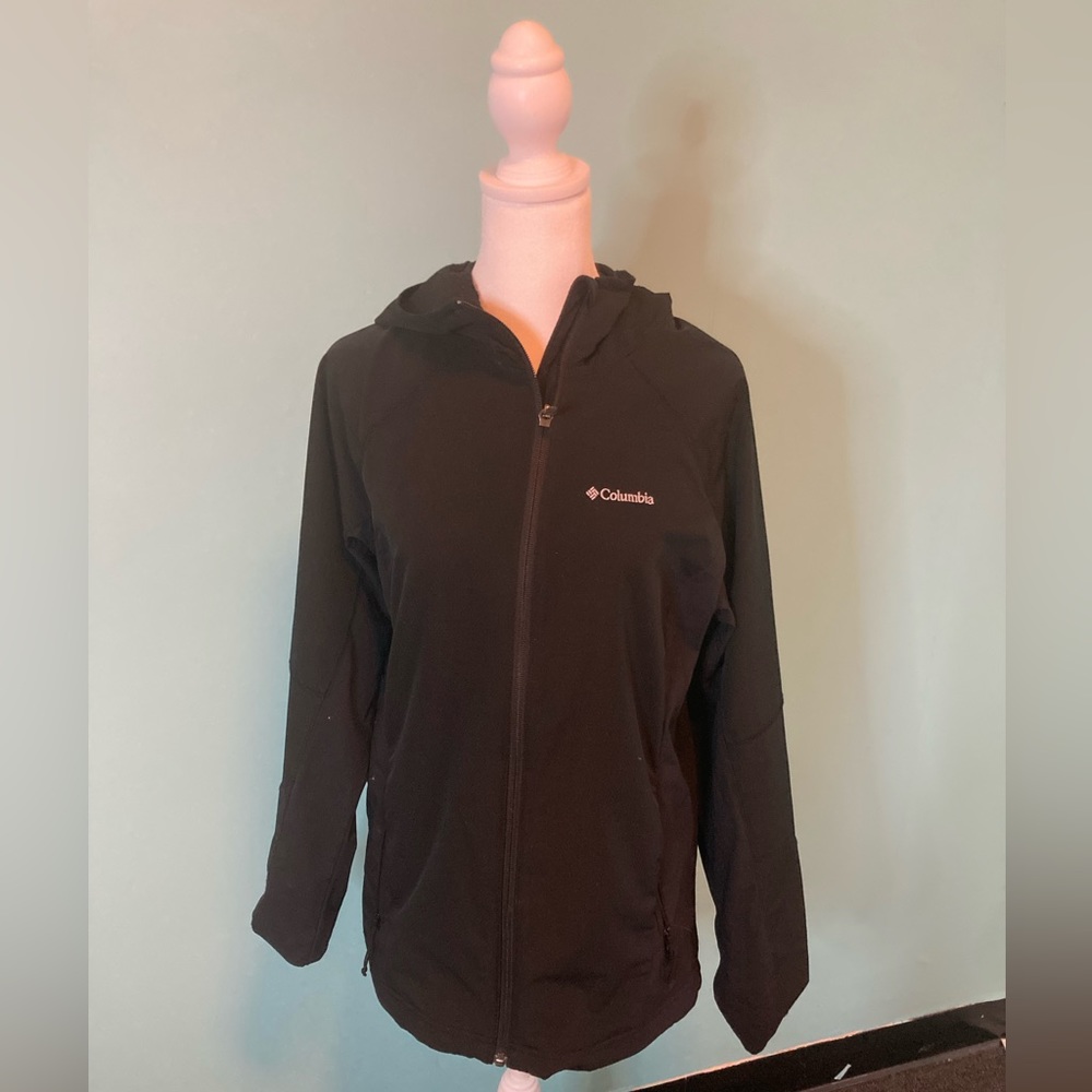 Columbia black Omni shield repellant rain jacket size L